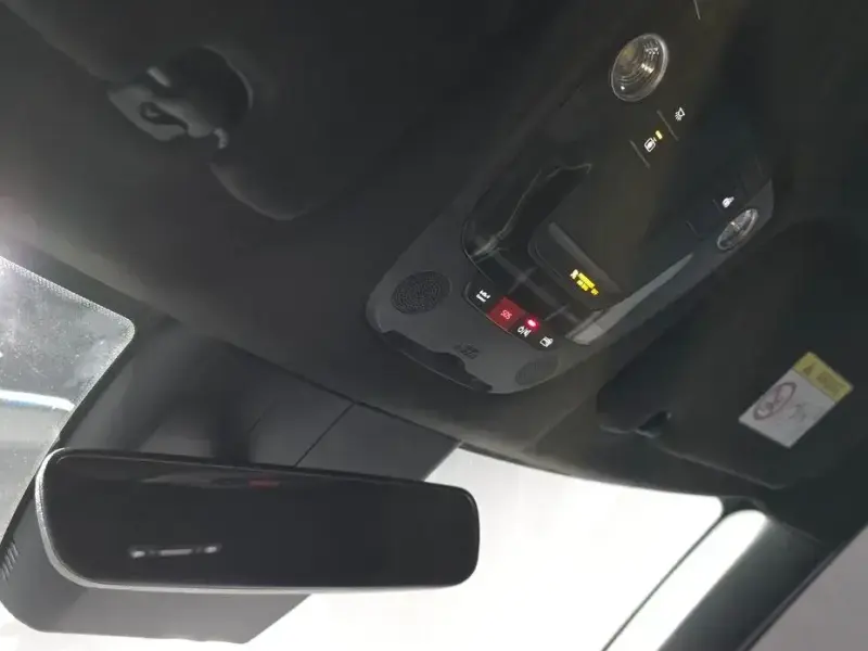 2023 Kia EV6 с пробегом 69 924 км