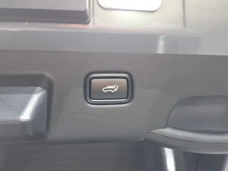 2023 Kia EV6 с пробегом 69 924 км