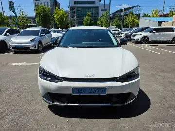 2022 Kia EV6 с пробегом 81 186 км