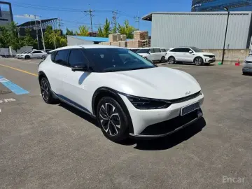 2022 Kia EV6 с пробегом 81 186 км