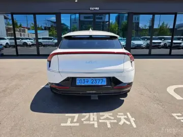 2022 Kia EV6 с пробегом 81 186 км