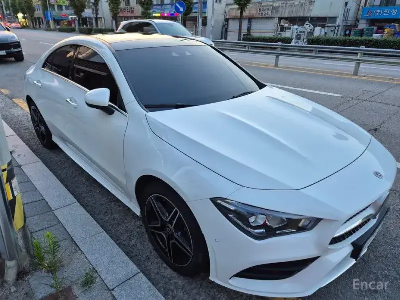 2023 Mercedes-Benz CLA с пробегом 20 034 км