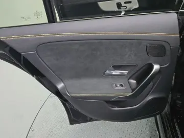 2023 Mercedes-Benz CLA с пробегом 38 898 км
