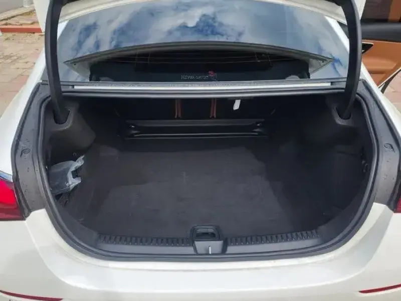 2024 Mercedes-Benz E-Класс с пробегом 30 114 км