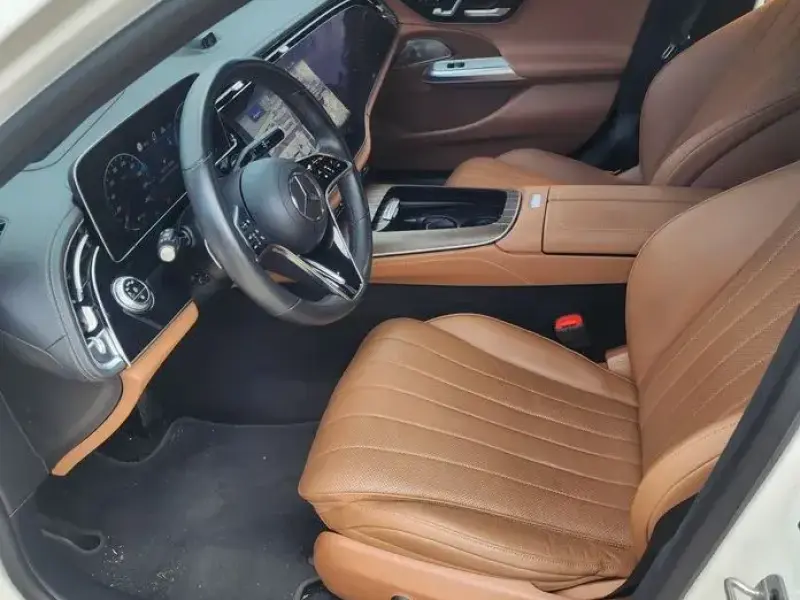 2024 Mercedes-Benz E-Класс с пробегом 30 114 км