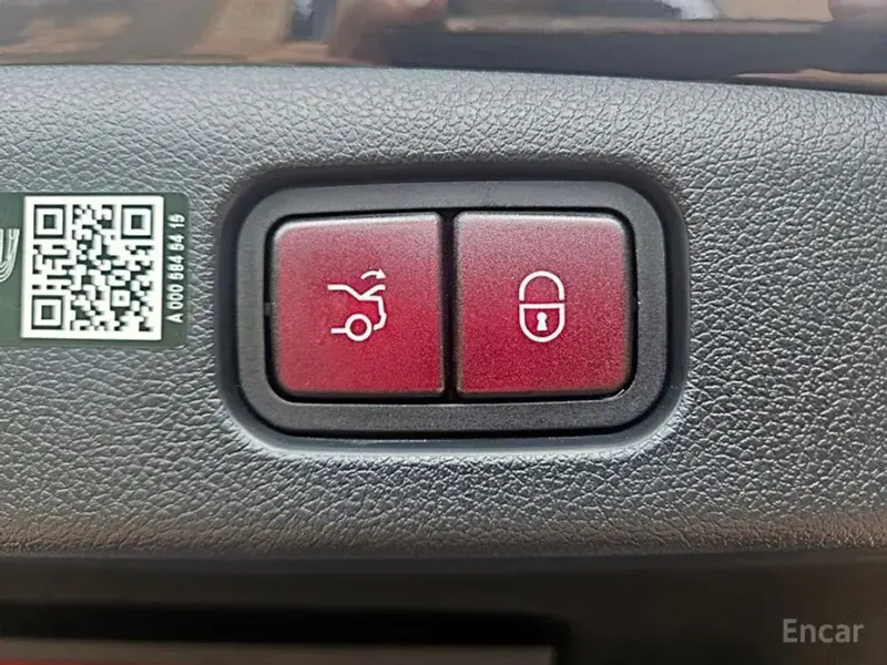 2024 Mercedes-Benz E-Класс с пробегом 9 800 км