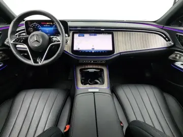 2025 Mercedes-Benz E-Класс с пробегом 9 804 км