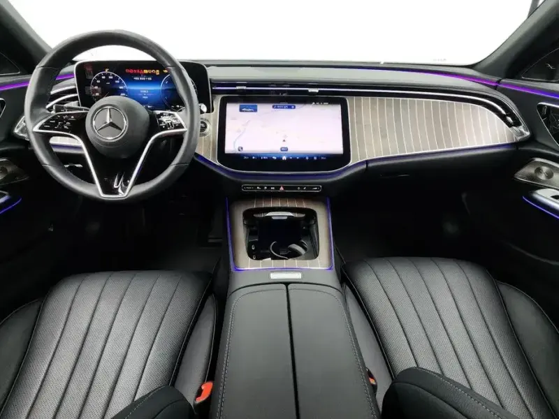 2025 Mercedes-Benz E-Класс с пробегом 9 804 км