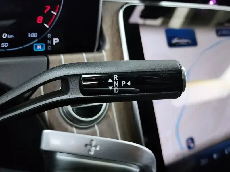 2025 Mercedes-Benz E-Класс с пробегом 9 804 км