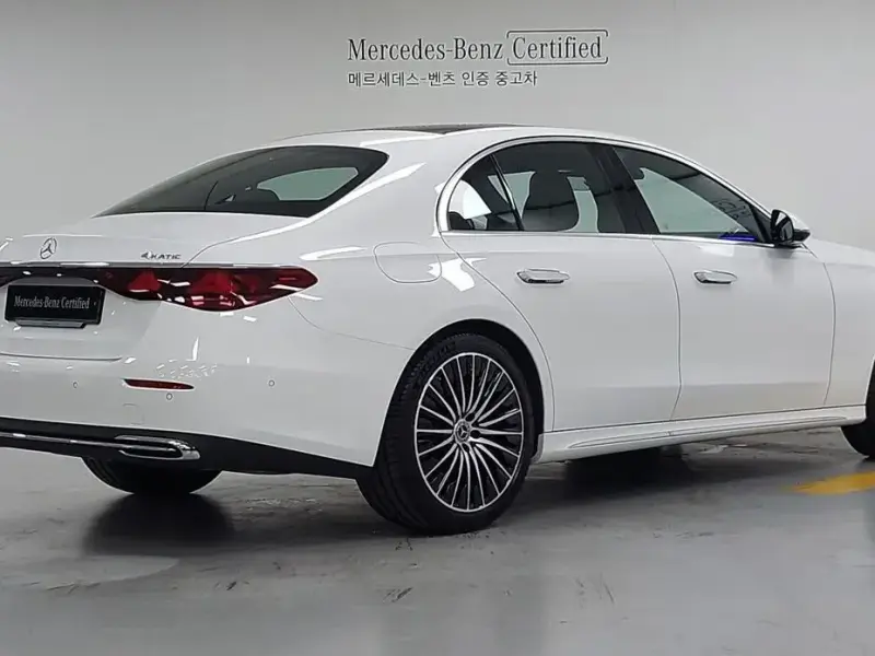 2025 Mercedes-Benz E-Класс с пробегом 8 752 км