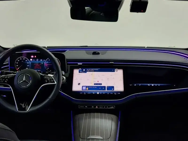 2025 Mercedes-Benz E-Класс с пробегом 8 752 км