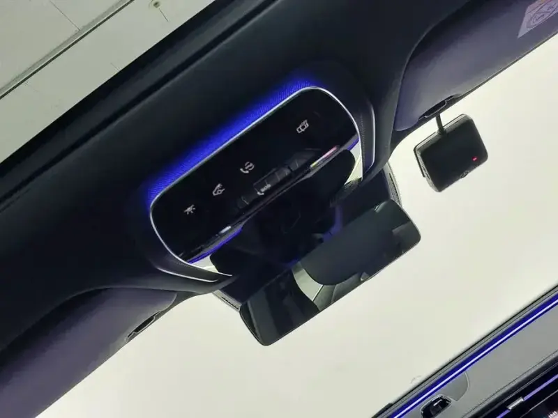 2025 Mercedes-Benz E-Класс с пробегом 8 752 км