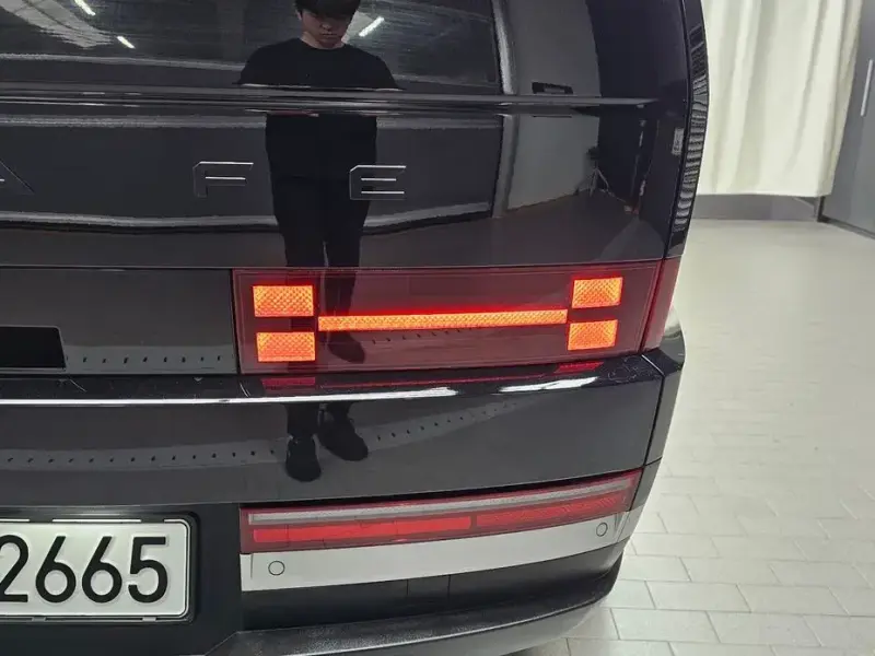 2025 Hyundai Santa Fe с пробегом 8 945 км