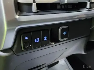 2025 Hyundai Santa Fe с пробегом 37 801 км