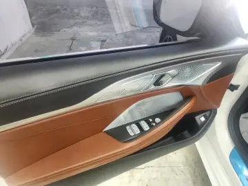 2023 BMW 8 серии с пробегом 37 377 км