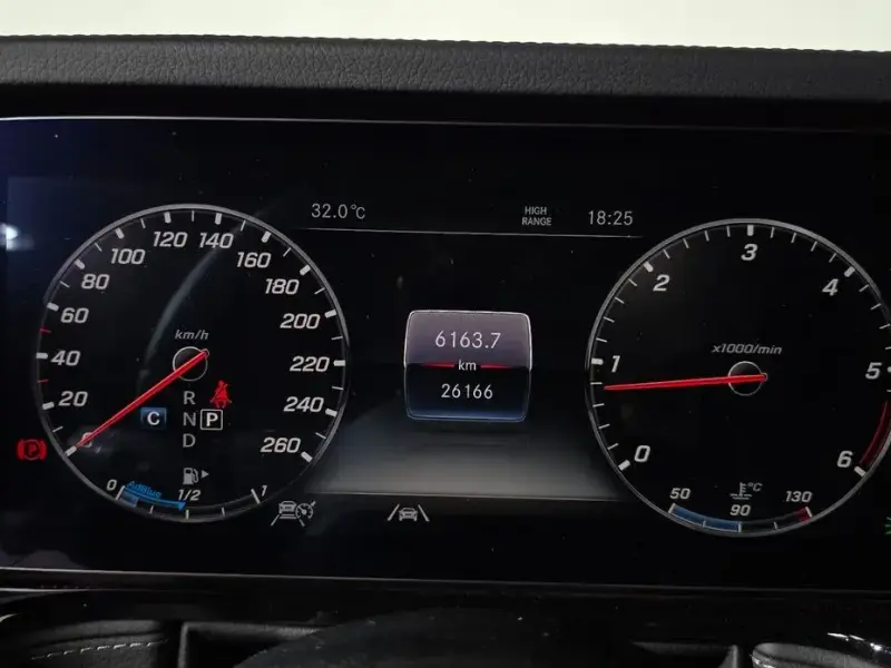 2023 Mercedes-Benz G-Класс с пробегом 26 166 км