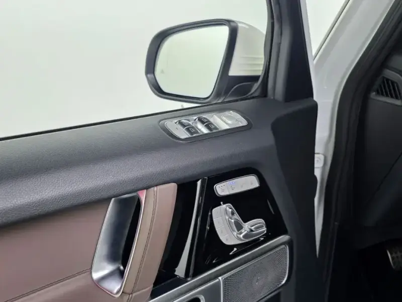 2025 Mercedes-Benz G-Класс с пробегом 26 096 км