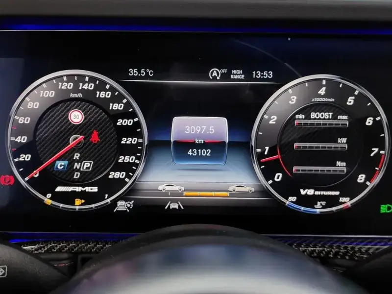 2022 Mercedes-Benz G-Класс с пробегом 43 102 км