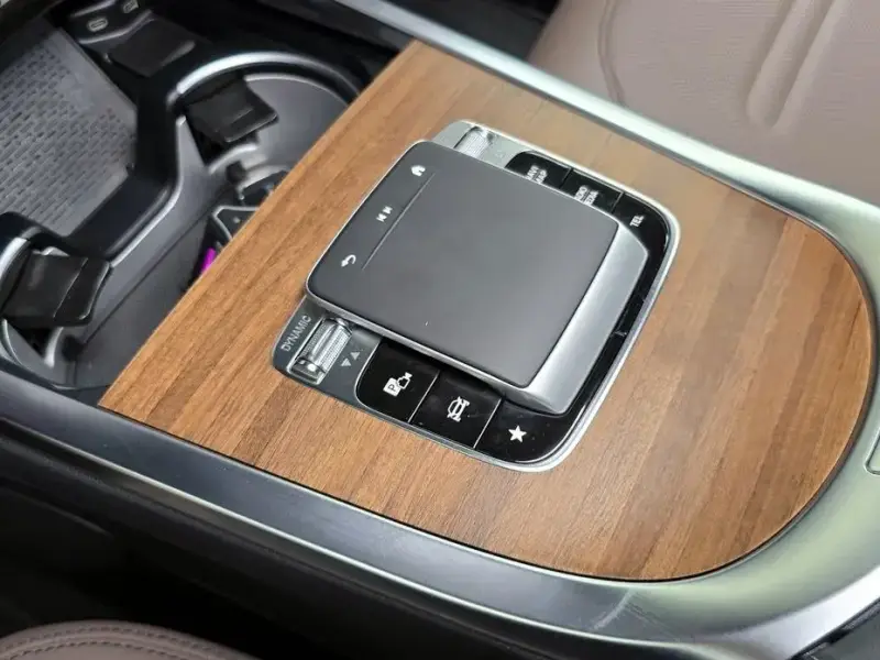 2025 Mercedes-Benz G-Класс с пробегом 10 499 км