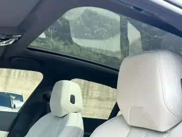 2025 BMW i5 с пробегом 13 170 км