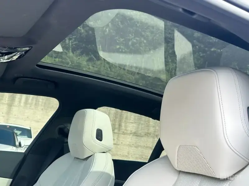 2025 BMW i5 с пробегом 13 170 км