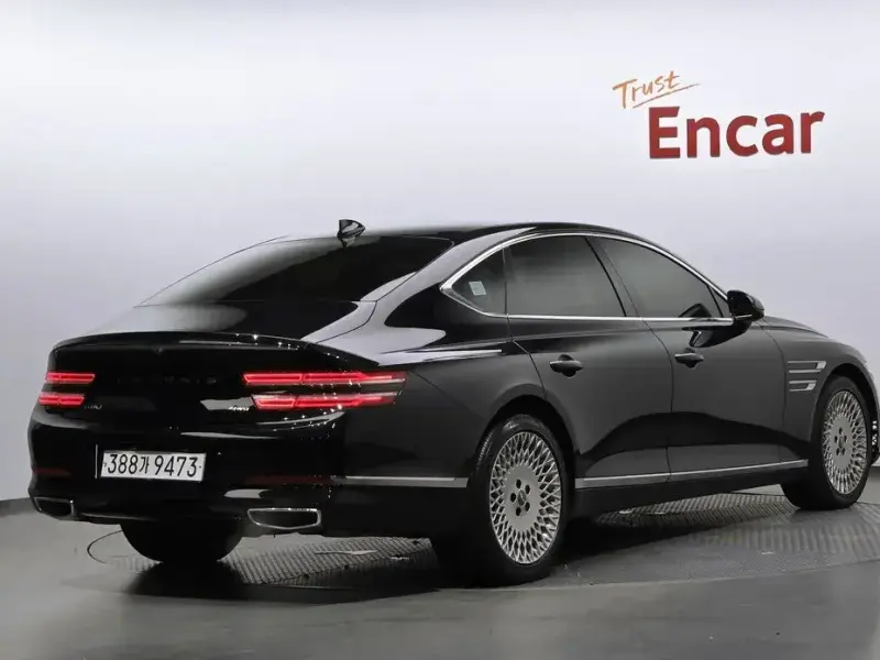 2023 Genesis G80 с пробегом 35 906 км