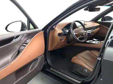 2023 Genesis G80 с пробегом 35 906 км