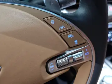 2023 Genesis G80 с пробегом 27 492 км