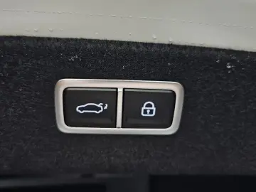 2023 Genesis G80 с пробегом 27 492 км