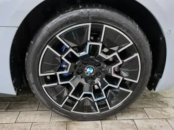 2025 BMW i4 с пробегом 4 801 км
