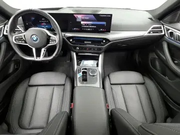 2025 BMW i4 с пробегом 4 801 км