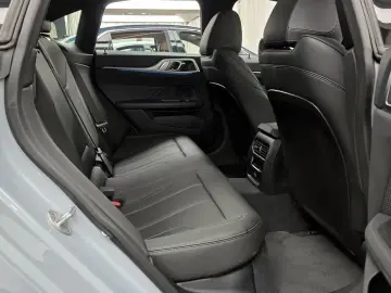 2025 BMW i4 с пробегом 4 801 км