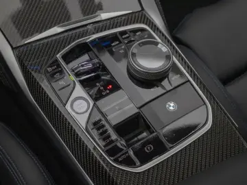 2025 BMW i4 с пробегом 4 250 км