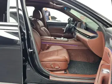 2023 Genesis G90 с пробегом 86 290 км