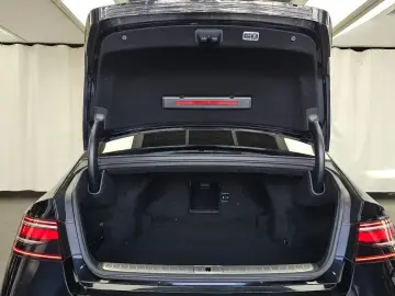 2023 Genesis G90 с пробегом 86 290 км