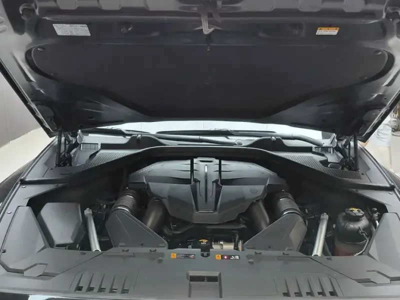2023 Genesis GV80 с пробегом 65 089 км