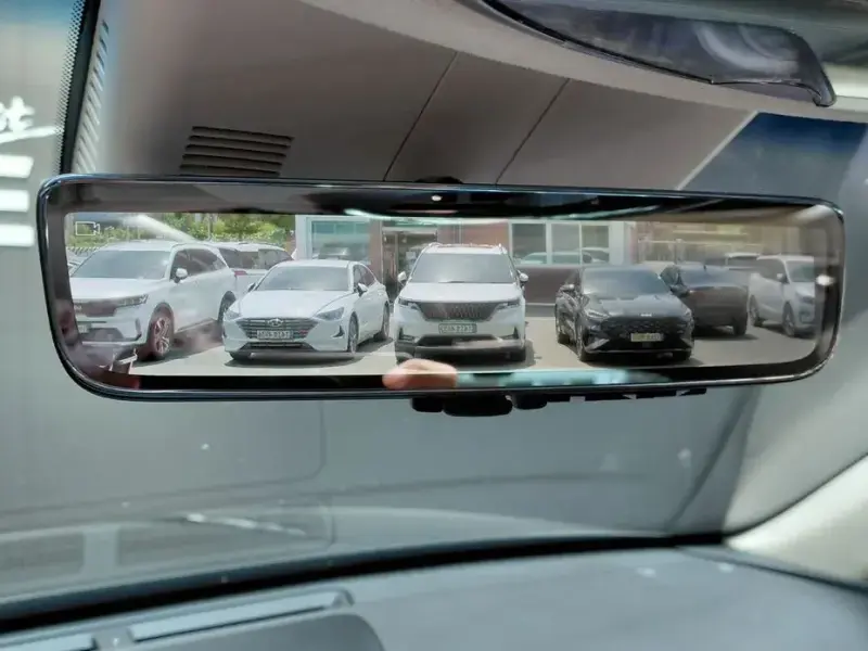 2023 Genesis GV80 с пробегом 65 089 км