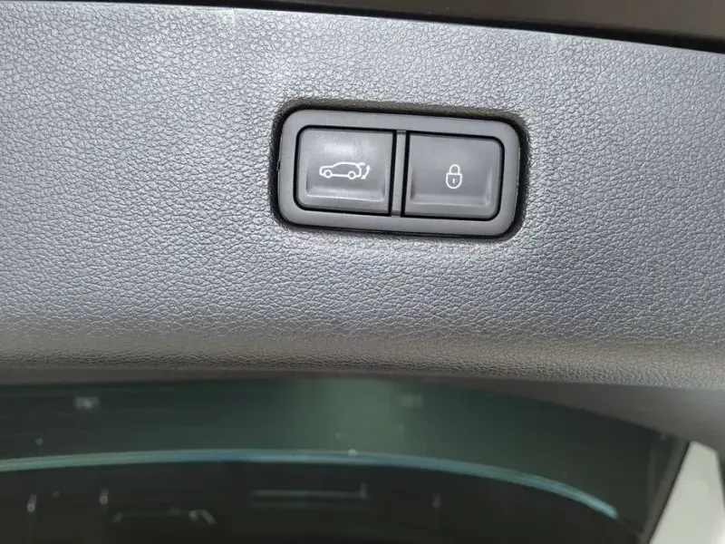 2023 Genesis GV80 с пробегом 65 089 км