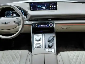 2023 Genesis GV80 с пробегом 23 081 км