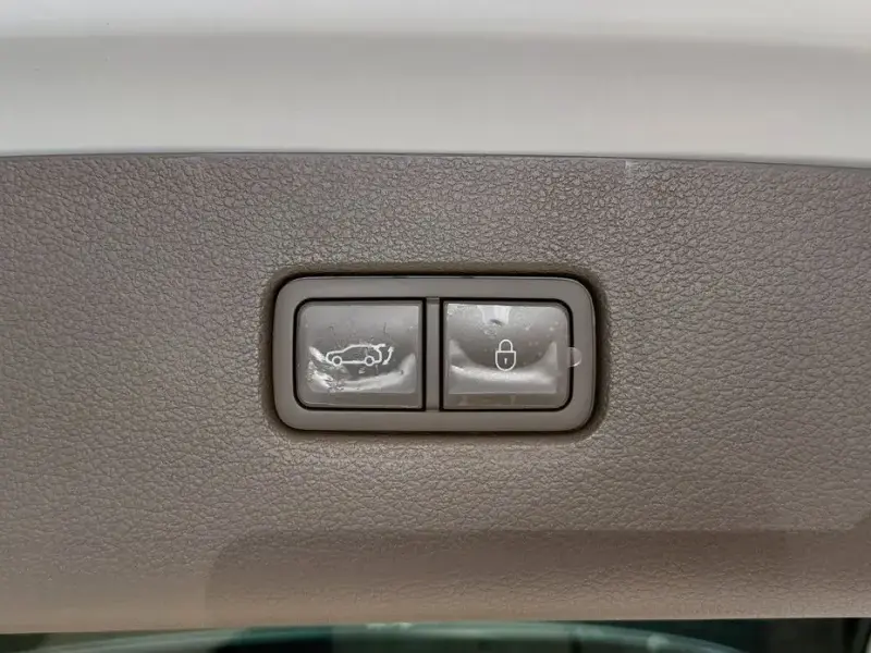 2023 Genesis GV80 с пробегом 23 081 км