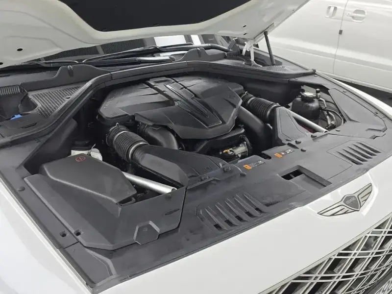 2023 Genesis GV80 с пробегом 41 177 км