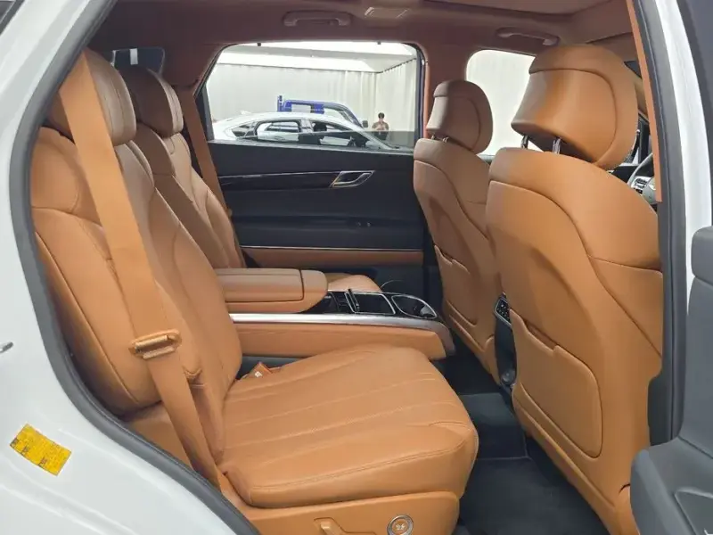 2023 Genesis GV80 с пробегом 41 177 км
