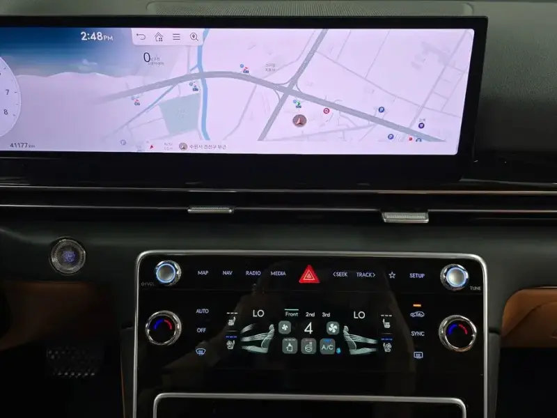 2023 Genesis GV80 с пробегом 41 177 км