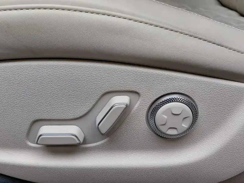2023 Genesis GV80 с пробегом 23 081 км