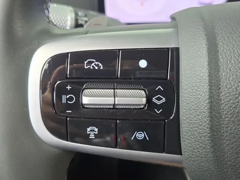 2023 Genesis GV80 с пробегом 41 177 км