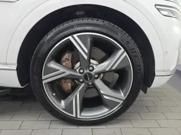 2023 Genesis GV80 с пробегом 41 177 км
