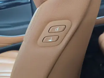 2023 Genesis GV80 с пробегом 41 177 км