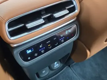 2023 Genesis GV80 с пробегом 41 177 км