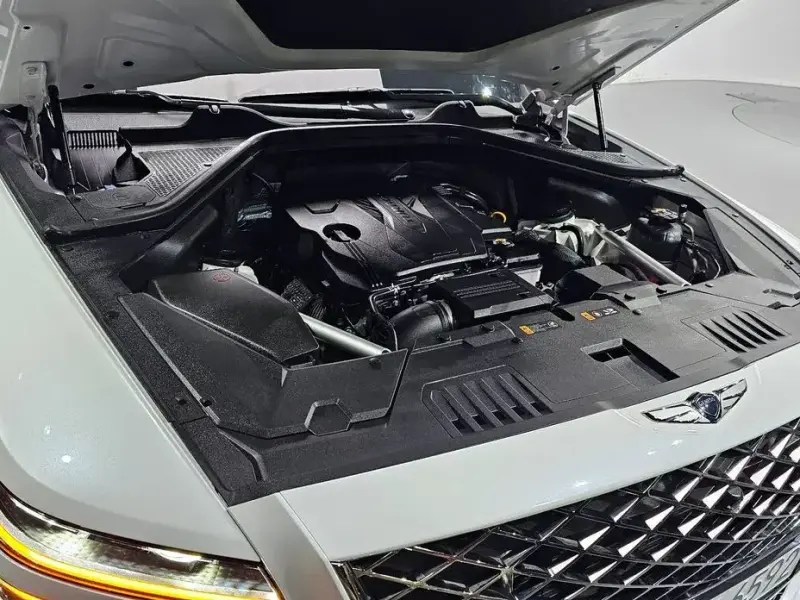 2023 Genesis GV80 с пробегом 16 814 км