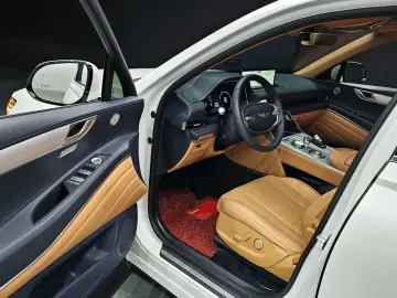 2023 Genesis GV80 с пробегом 16 814 км